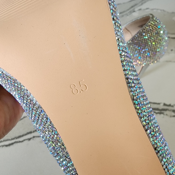 Steve Madden Rhinestone Pump, NEW - Picture 3 of 5